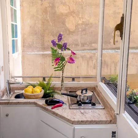 Cozy Parlamento Apartment Rom