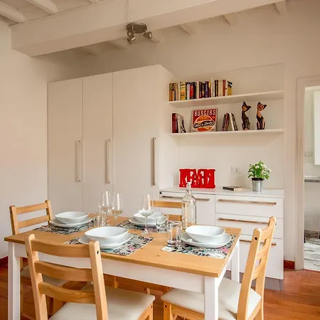 Cozy Parlamento Apartment