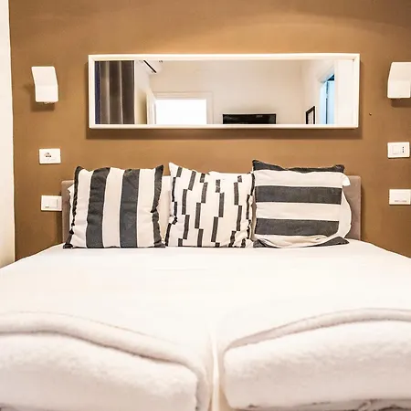 Cozy Parlamento * Roma