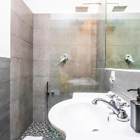 Cozy Parlamento * Roma