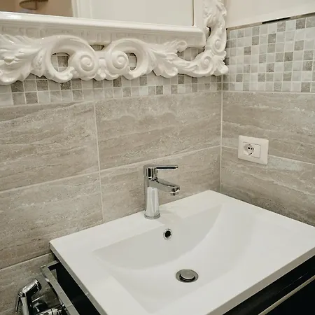 Cozy Parlamento * Roma