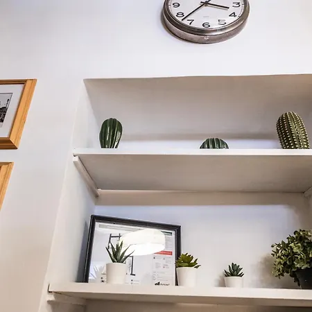 Cozy Parlamento Apartment *