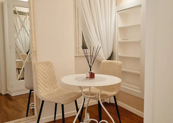 Cozy Parlamento Lägenhet Rom